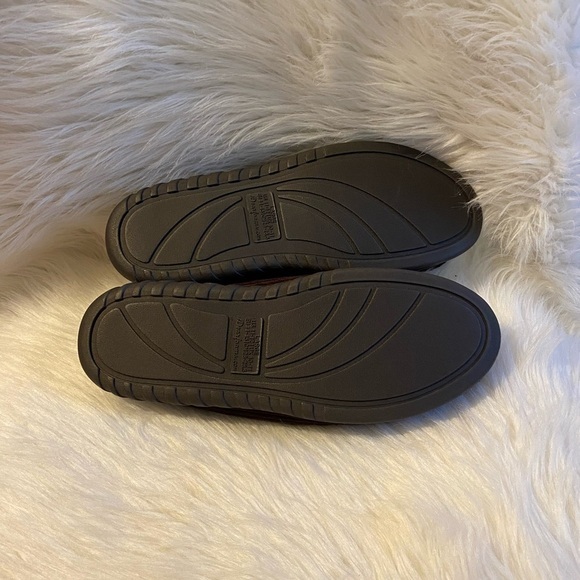Dearfoams Men’s Size Large 11-12 Slippers - Picture 6 of 7